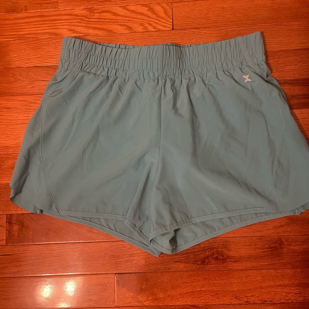 Xersion running shorts
